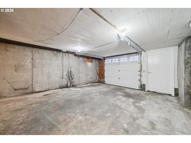 1831 Sw EVANS St, Portland, OR 97219