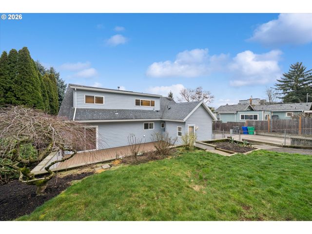 1831 Sw EVANS St, Portland, OR 97219