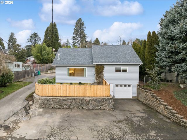 1831 Sw EVANS St, Portland, OR 97219