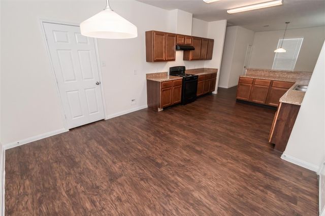 5603 Straight Way, Kingwood, TX 77339