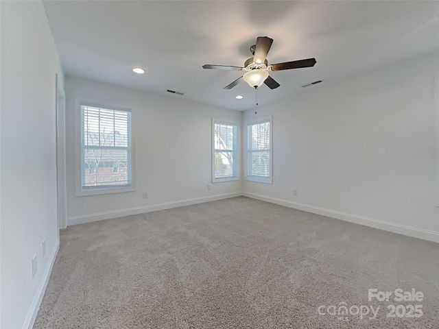 231 Brook Avenue SE, Concord, NC 28025