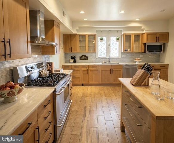 2116 BRANCH AVE SE, Washington, DC 20020