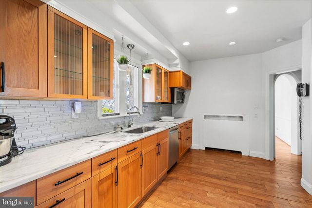 2116 BRANCH AVE SE, Washington, DC 20020