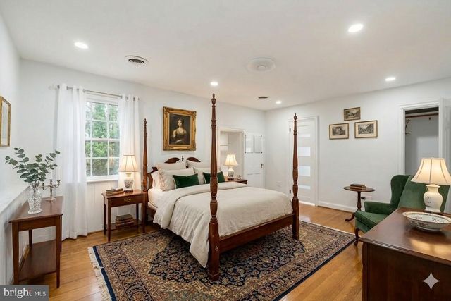 2116 BRANCH AVE SE, Washington, DC 20020