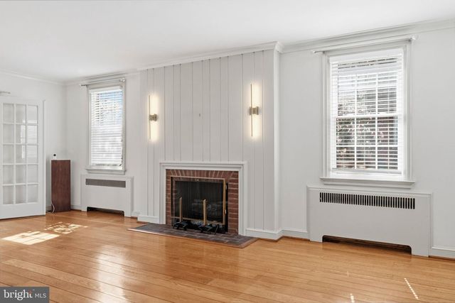 2116 BRANCH AVE SE, Washington, DC 20020