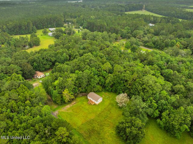 9209 Forsythia Drive, Moss Point, MS 39562