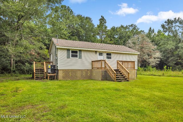 9209 Forsythia Drive, Moss Point, MS 39562