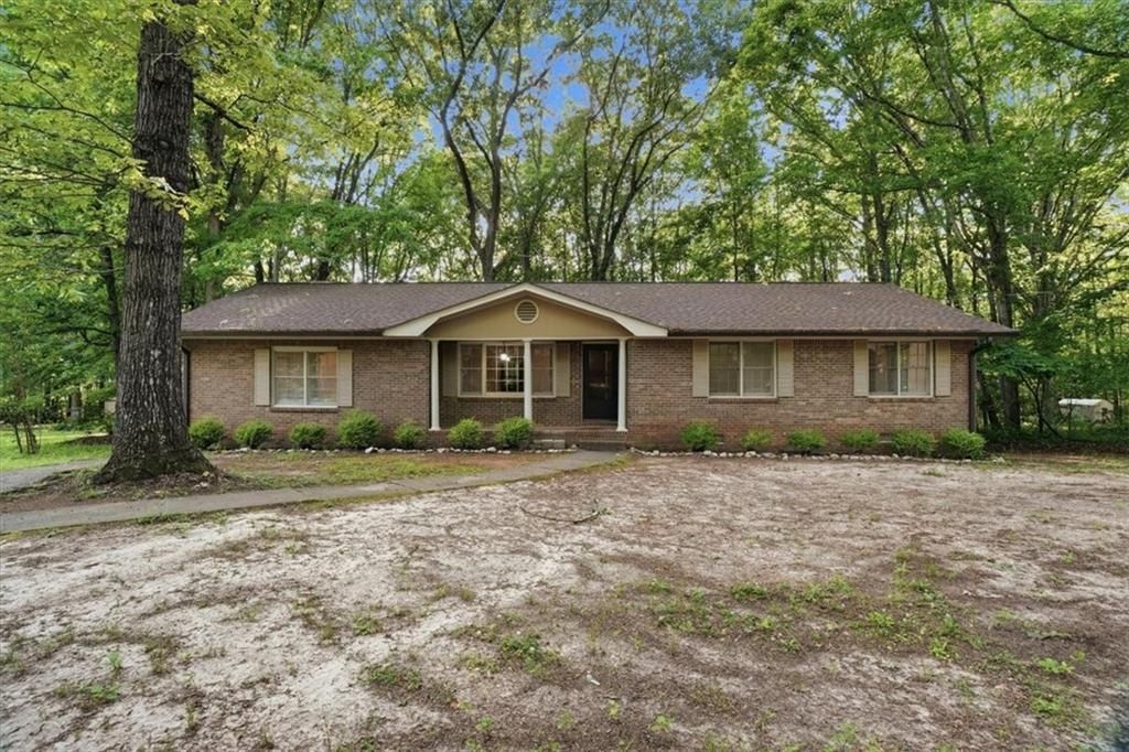 129 Diane Drive, Griffin, GA 30223