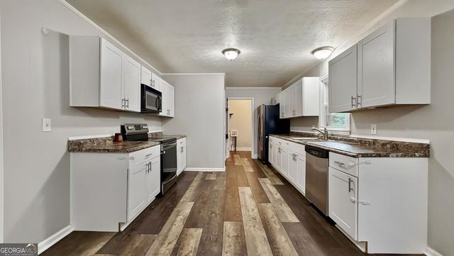 552 Everett Springs Road SW, Calhoun, GA 30701