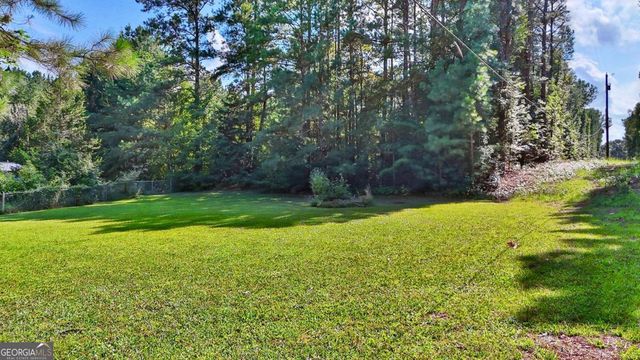 552 Everett Springs Road SW, Calhoun, GA 30701