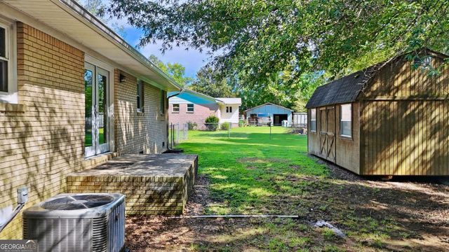 552 Everett Springs Road SW, Calhoun, GA 30701