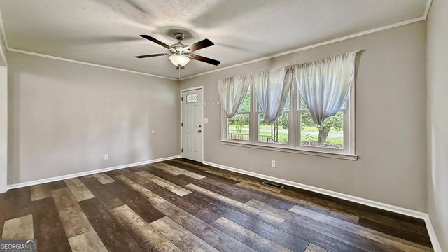 552 Everett Springs Road SW, Calhoun, GA 30701