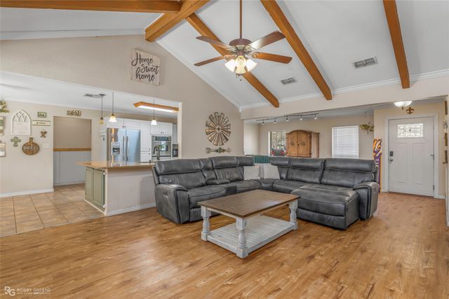 365 Cane Bend Drive, Haughton, LA 71037