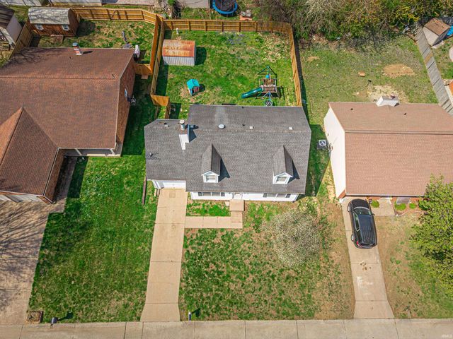 671 Glenmoor Drive, Evansville, IN 47715