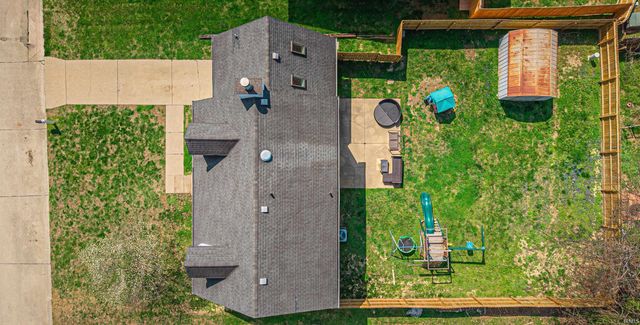 671 Glenmoor Drive, Evansville, IN 47715