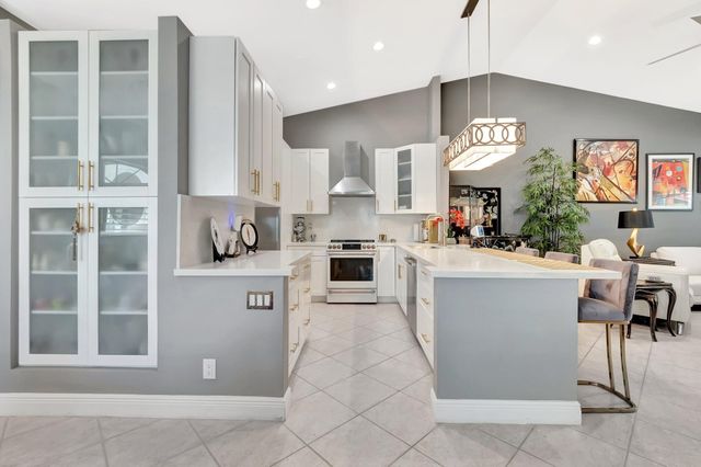 15432 Rosaire Lane, Delray Beach, FL 33484