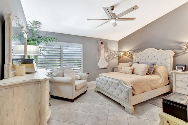 15432 Rosaire Lane, Delray Beach, FL 33484