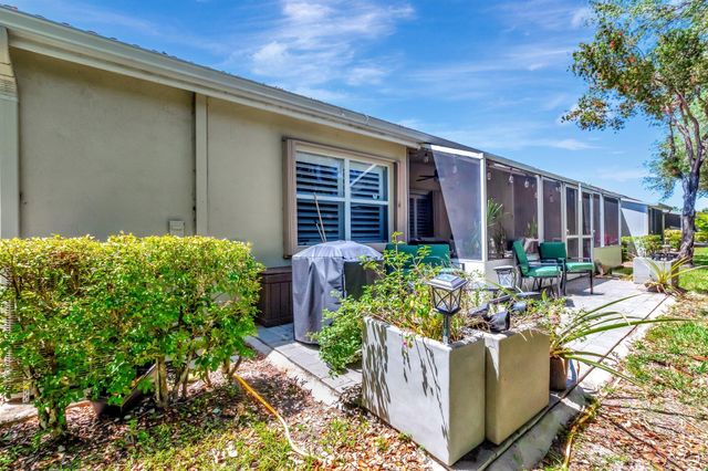 15432 Rosaire Lane, Delray Beach, FL 33484
