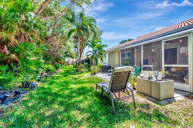 15432 Rosaire Lane, Delray Beach, FL 33484