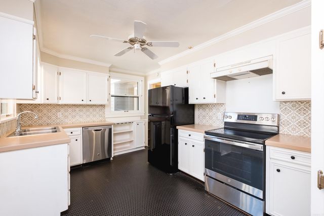 5422 Hawthorne Drive, Little Rock, AR 72207
