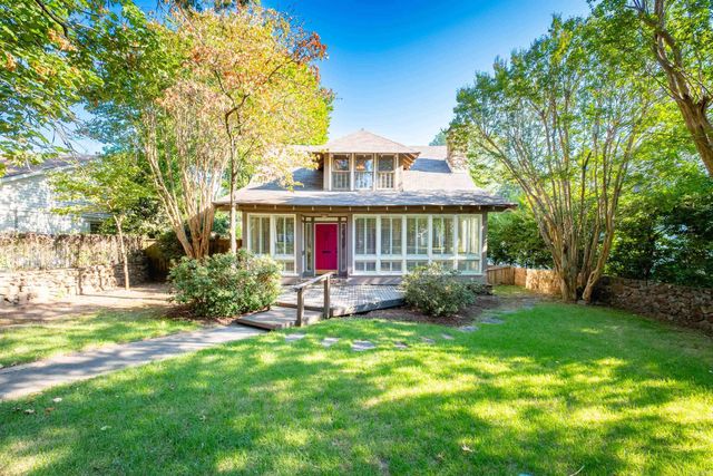 5422 Hawthorne Drive, Little Rock, AR 72207