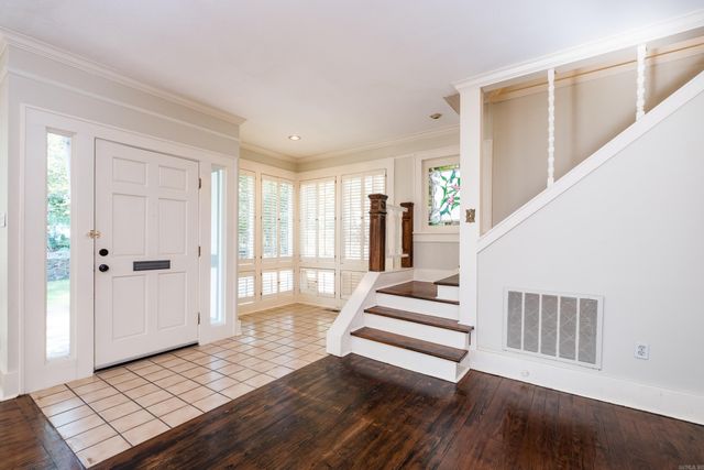 5422 Hawthorne Drive, Little Rock, AR 72207