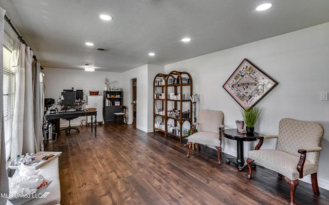110 High Street, Brandon, MS 39042