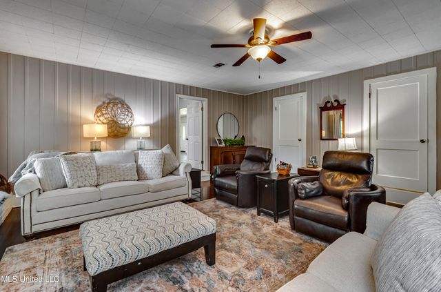 110 High Street, Brandon, MS 39042