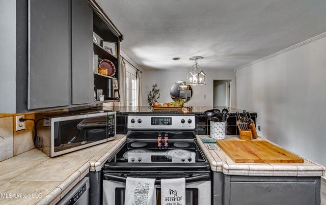 110 High Street, Brandon, MS 39042