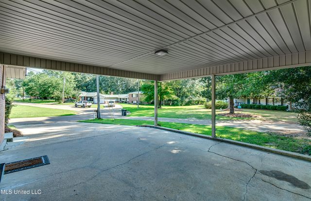 110 High Street, Brandon, MS 39042