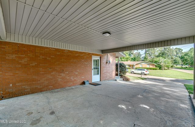 110 High Street, Brandon, MS 39042