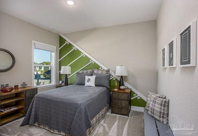 10802 Lucie Ct, Pensacola, FL 32526