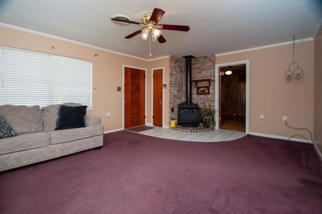 401 Carol Rd, Bayou Vista, LA 70380