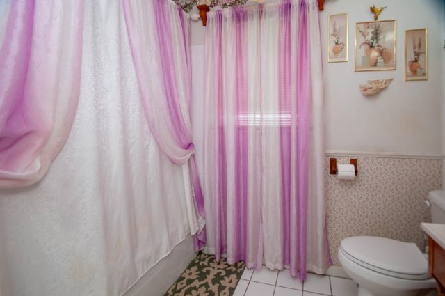 401 Carol Rd, Bayou Vista, LA 70380