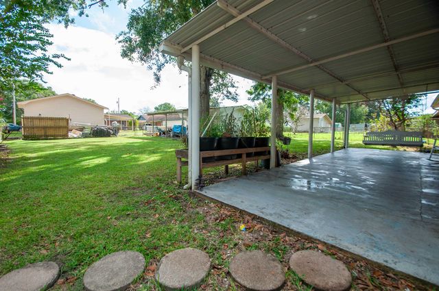 401 Carol Rd, Bayou Vista, LA 70380