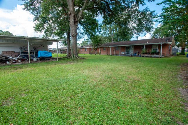 401 Carol Rd, Bayou Vista, LA 70380
