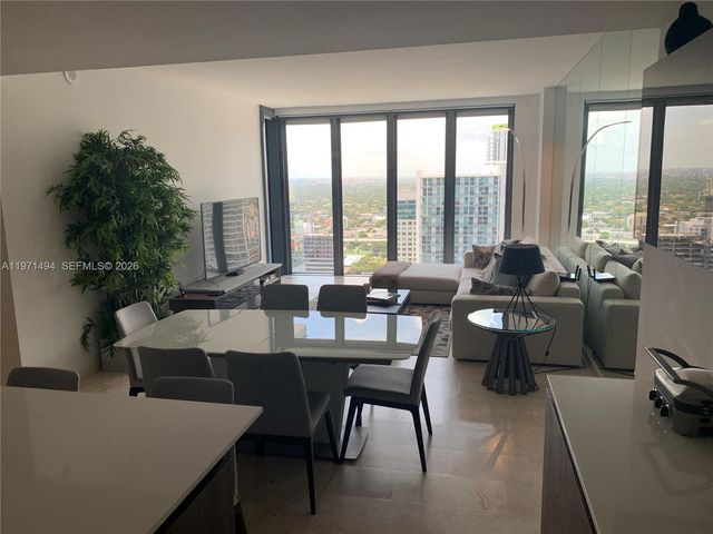 68 SE 6th St 3010, Miami, FL 33131