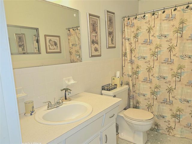 2440 WORLD PARKWAY BOULEVARD 46, Clearwater, FL 33763