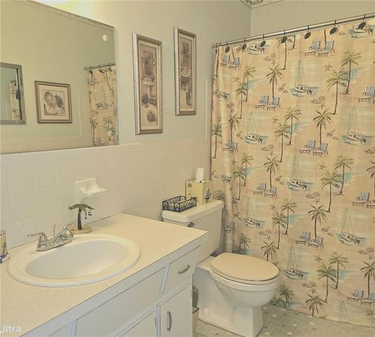 2440 WORLD PARKWAY BOULEVARD 46, Clearwater, FL 33763