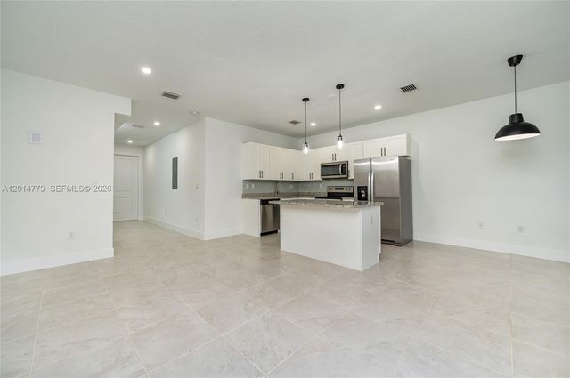 13353 SW 250th Ter, Homestead, FL 33032
