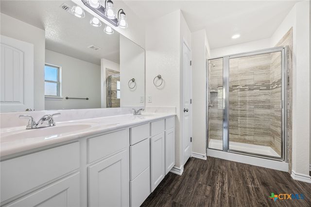 909 E Mary Jane Drive, Killeen, TX 76541