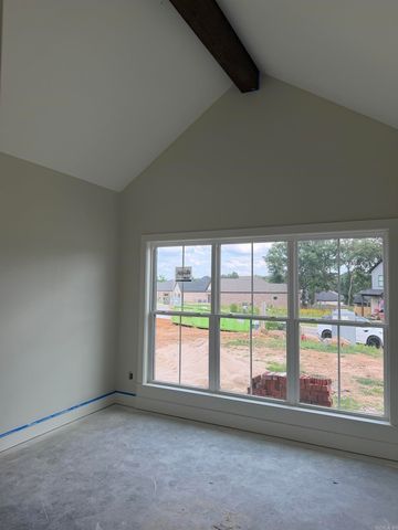 173 Hayden Dr, Beebe, AR 72012