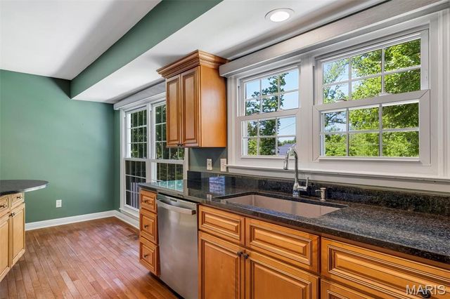 24 Country Fair Lane, Creve Coeur, MO 63141