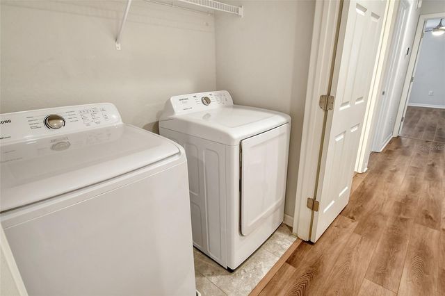 1262 GRANTHAM DRIVE, Sarasota, FL 34234