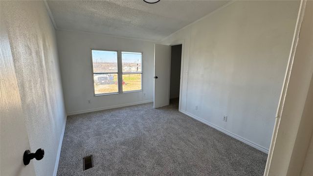 288 Salt Grass Circle, Poolville, TX 76487