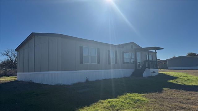 288 Salt Grass Circle, Poolville, TX 76487