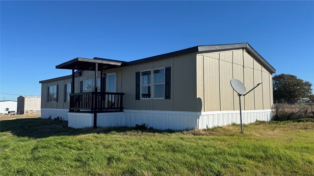 288 Salt Grass Circle, Poolville, TX 76487