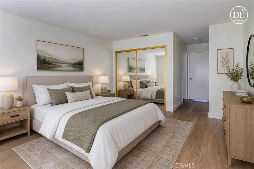 Image 20 of property listing at 11601 Tampa 178, Porter Ranch, CA 91326
