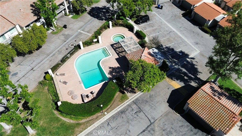 Image 39 of property listing at 11601 Tampa 178, Porter Ranch, CA 91326