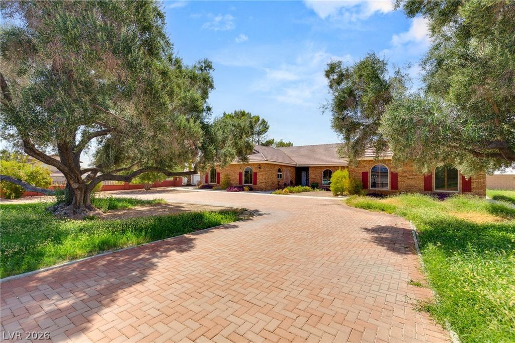 8385 West La Madre Way, Las Vegas, NV 89149 — exterior